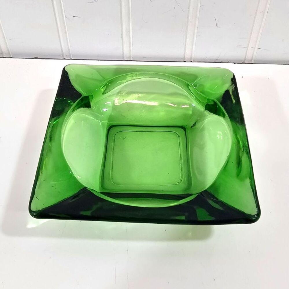 Green Square Art Glass Ashtray Decorative Molded Glass Cigar Ashtray 4.75" Sq.